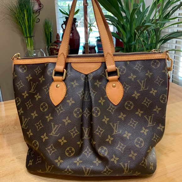 Louis Vuitton Palermo PM - Picture 2 of 16